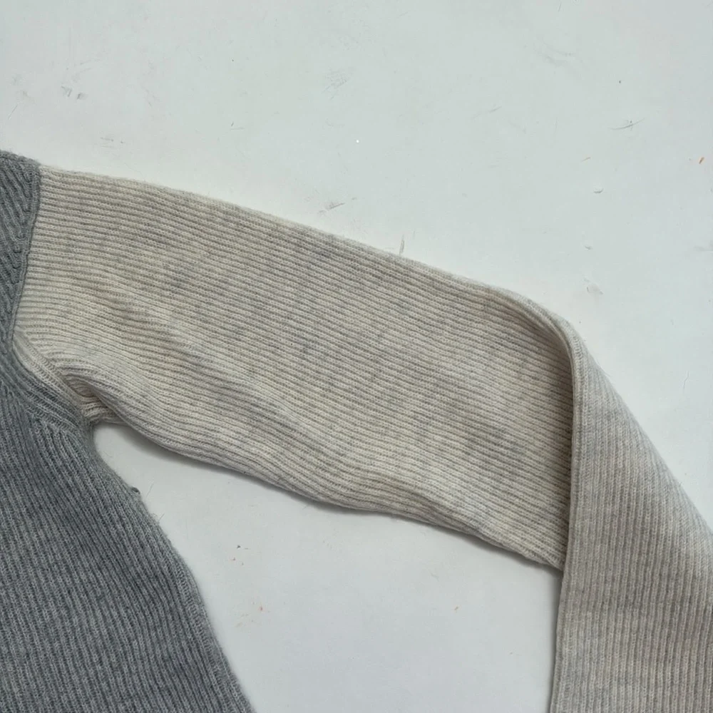 Vince V-Neck Wool/Silk Blend Ribbed Sweater - Picture 7 of 7